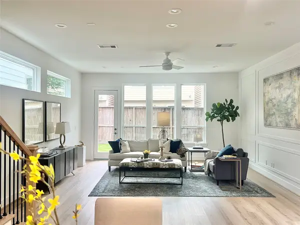 5337 Larkin Street, Houston, TX 77007