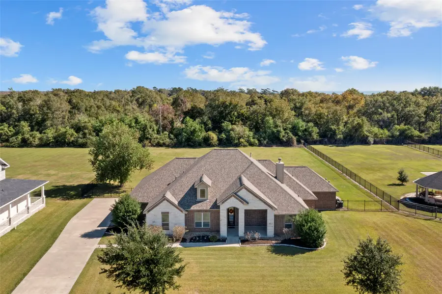 210 Beasley Reef Drive, Beach City, TX 77523 - Image #2