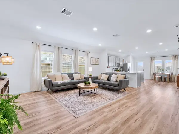 611 Spring Ashberry Court, Magnolia, TX 77354