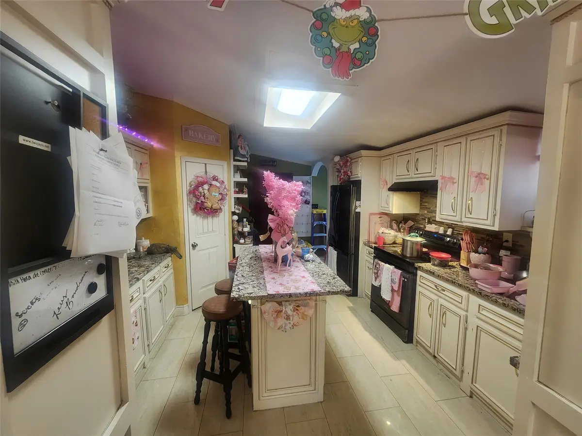 4404 34th Street, Dickinson, TX 77539 - #1