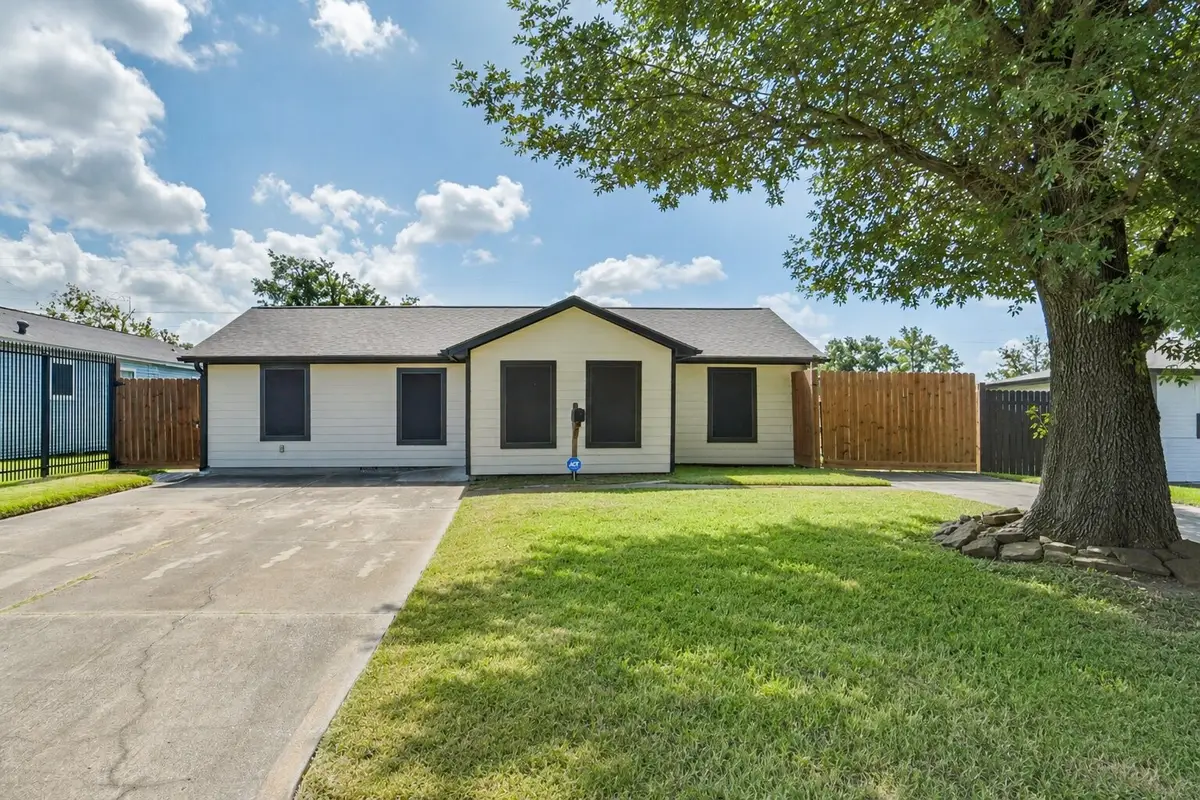 1206 Layton Street, Baytown, TX 77520 - #1