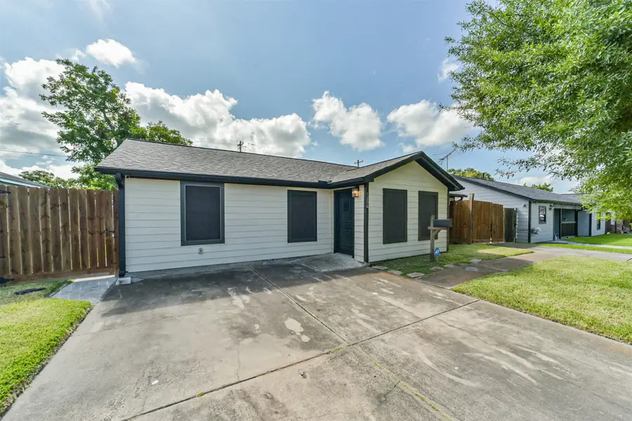 1206 Layton Street, Baytown, TX 77520 - #2