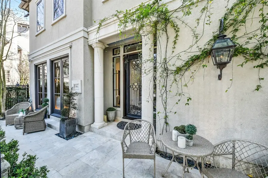 30 Hackberry Lane #A, Houston, TX 77027 - #2