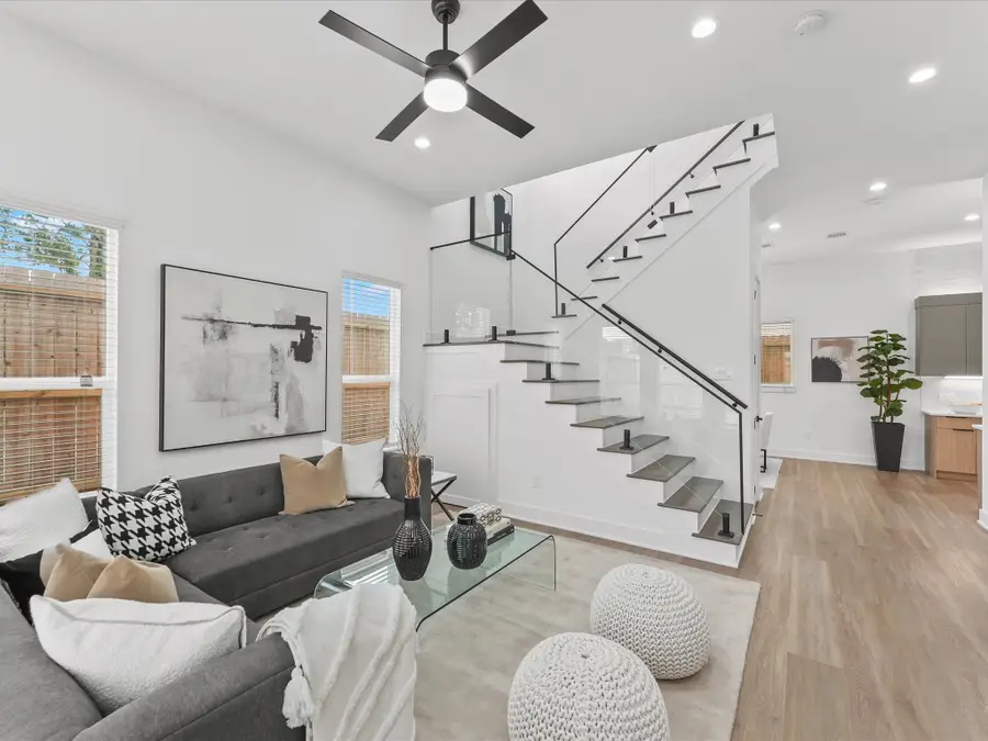 2588 W Tidwell Road, Houston, TX 77091 - #2