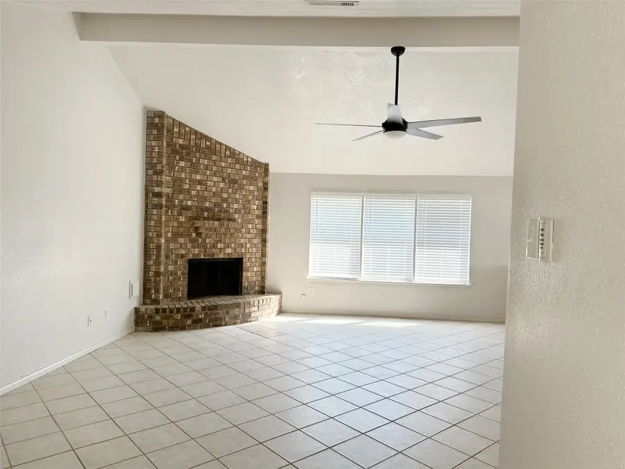 10102 Park Lane, La Porte, TX 77571 - #3
