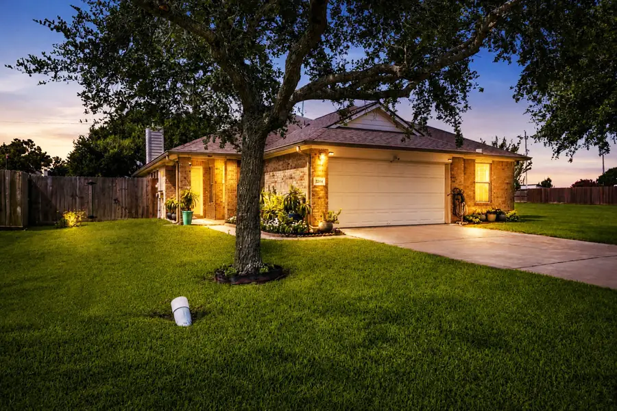 3204 Meadow Bay Lane, Texas City, TX 77539 - #2