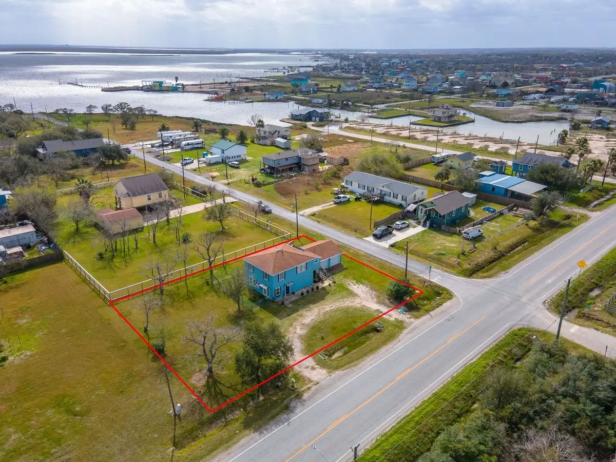 1619 Fm 517 Road E, Dickinson, TX 77539 - #1