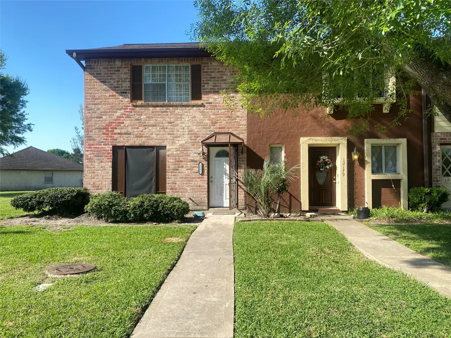 12177 Sharpview Drive, Houston, TX 77072 - #3