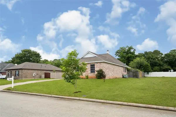 5110 Lakeshore Drive, Willis, TX 77318