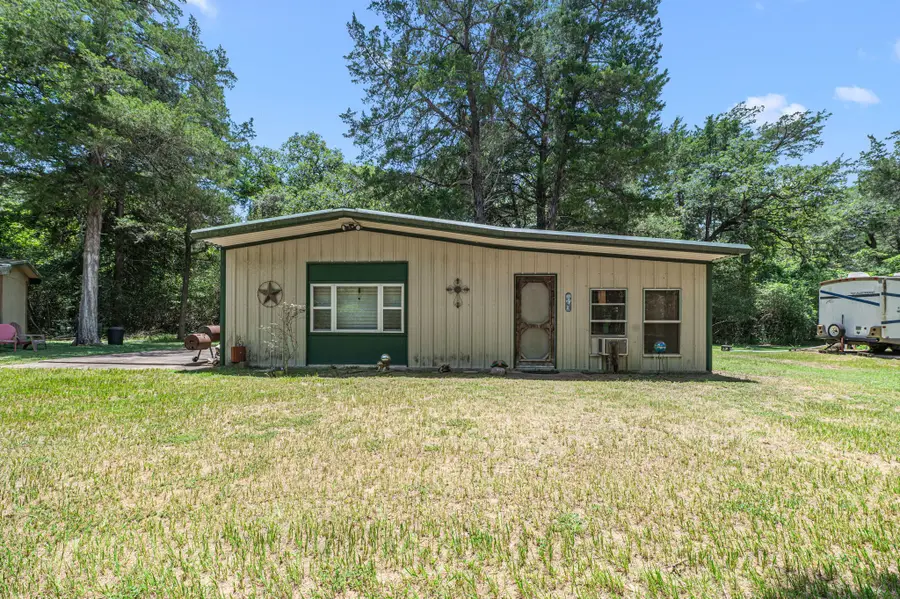 1084 Beech Crest Drive, New Ulm, TX 78950 - #2