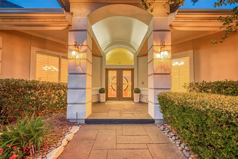 22 Stonegate Park Court, Spring, TX 77379 - #3