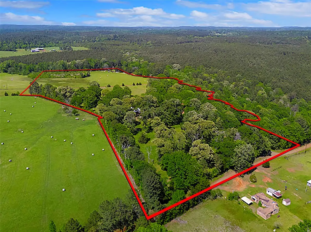 195 Parrish Barrett Circle, Bronson, TX 75930 - Image #1