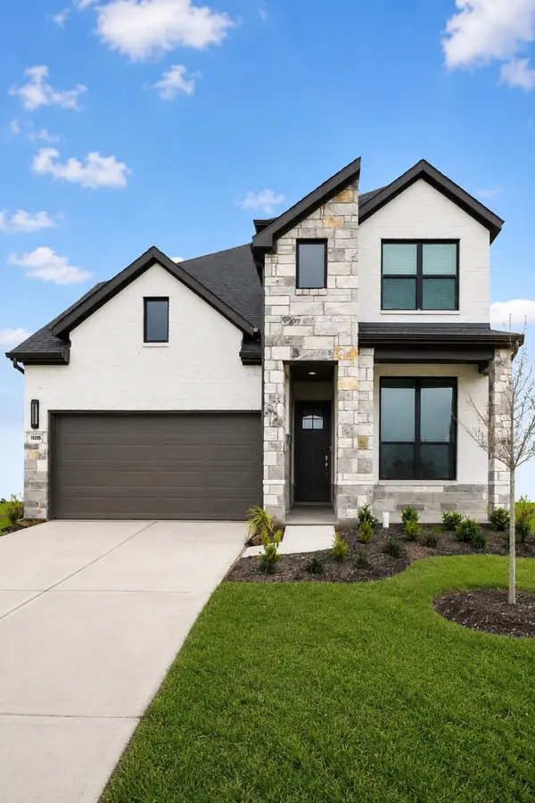 18206 Sonresa Way, Tomball, TX 77377