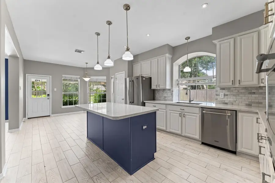 3010 Peekskill Court, Pearland, TX 77584 - #2