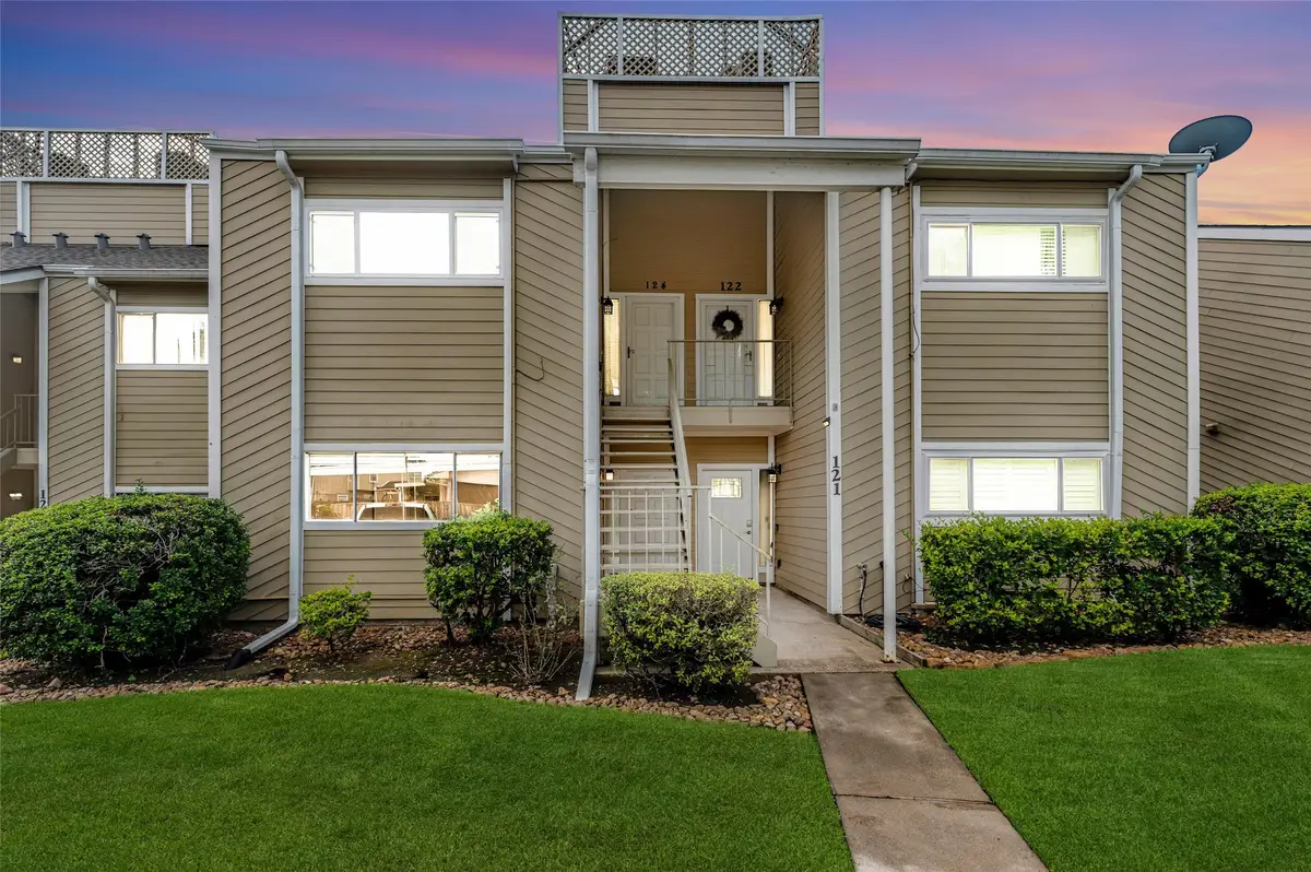 123 April Point Drive S, Montgomery, TX 77356 - #1