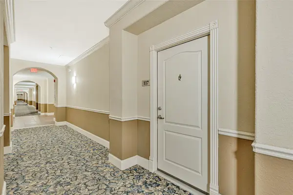 1711 Old Spanish Trail #117, Houston, TX 77054