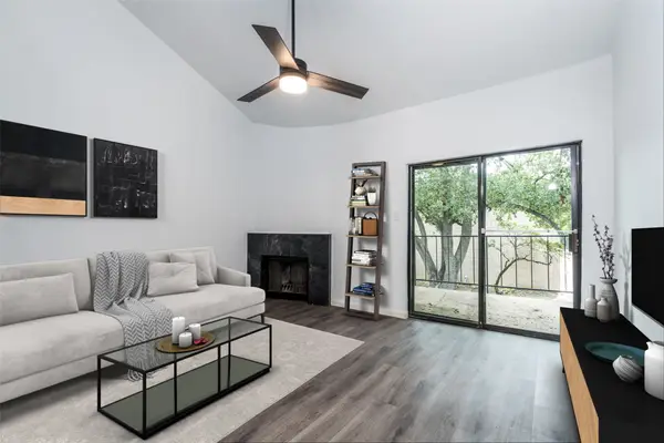 10811 Richmond Ave #109, Houston, TX 77042