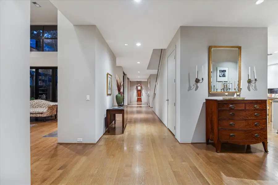 3635 Overbrook Lane, Houston, TX 77027 - Image #2