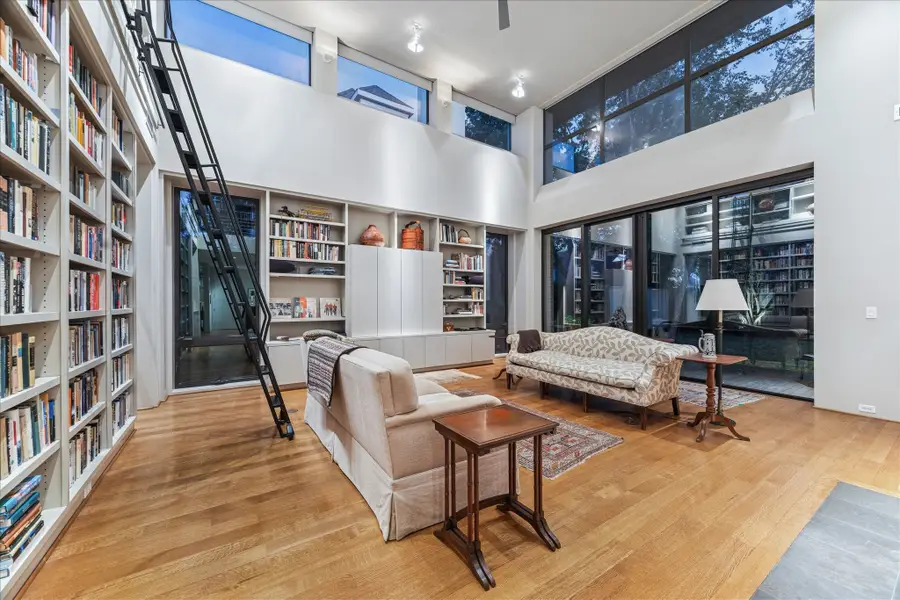 3635 Overbrook Lane, Houston, TX 77027 - Image #3