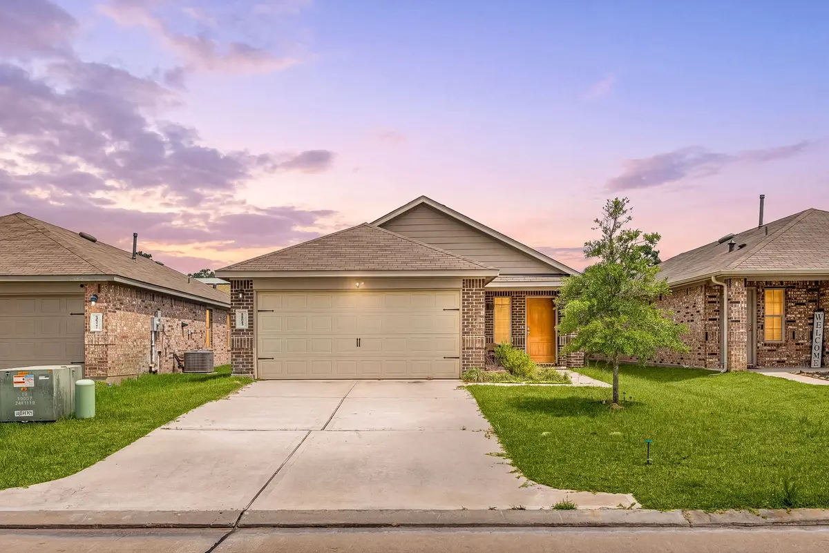 16801 Lonely Pines Drive, Conroe, TX 77302 - #1