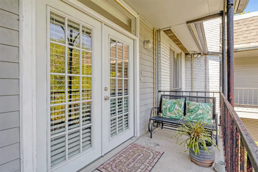 3300 Yorktown Street #24, Houston, TX 77056 - Image #2