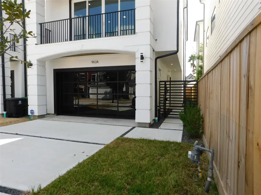 902 Knox Street #A, Houston, TX 77007 - #3