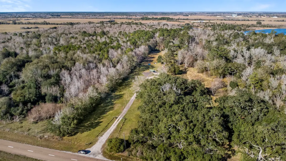 33349 Interstate 10, Anahuac, TX 77514 - #1