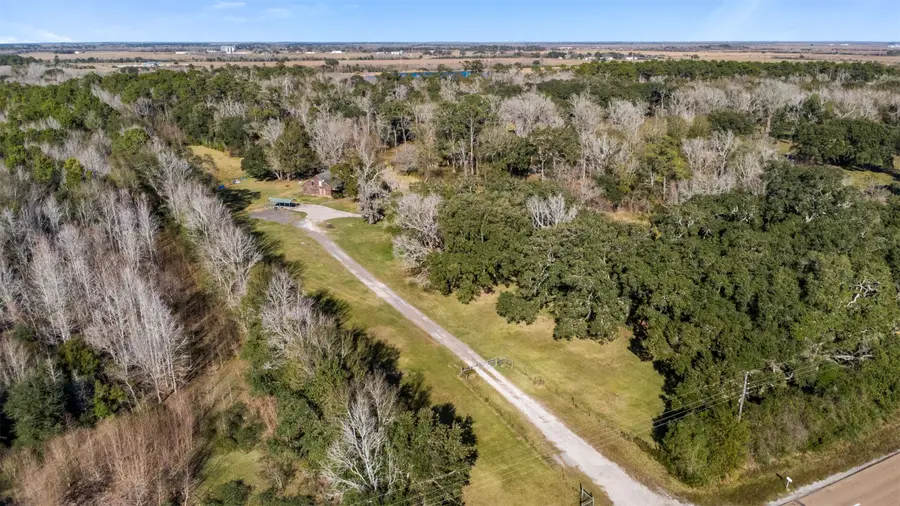 33349 Interstate 10, Anahuac, TX 77514 - #2