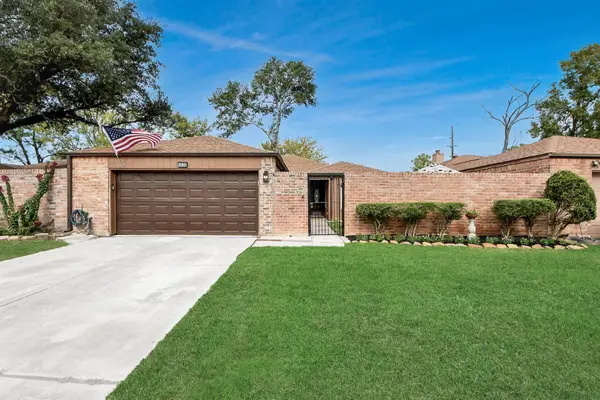 6838 Bullinger Drive, Spring, TX 77379