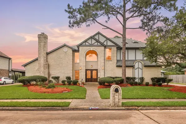 15806 Brook Forest Drive, Houston, TX 77059