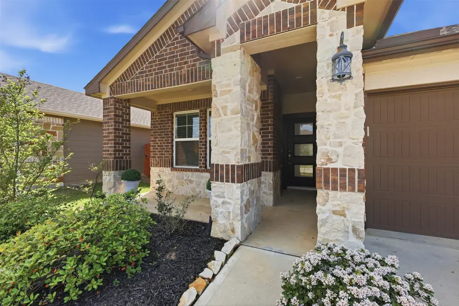 2304 W Winding Pines Drive, Tomball, TX 77375 - #2