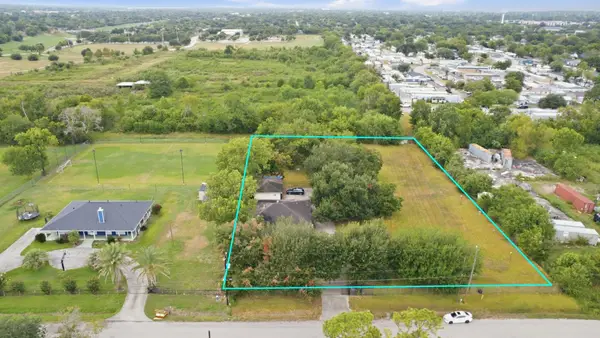 14054 Ambrose Street, Houston, TX 77045
