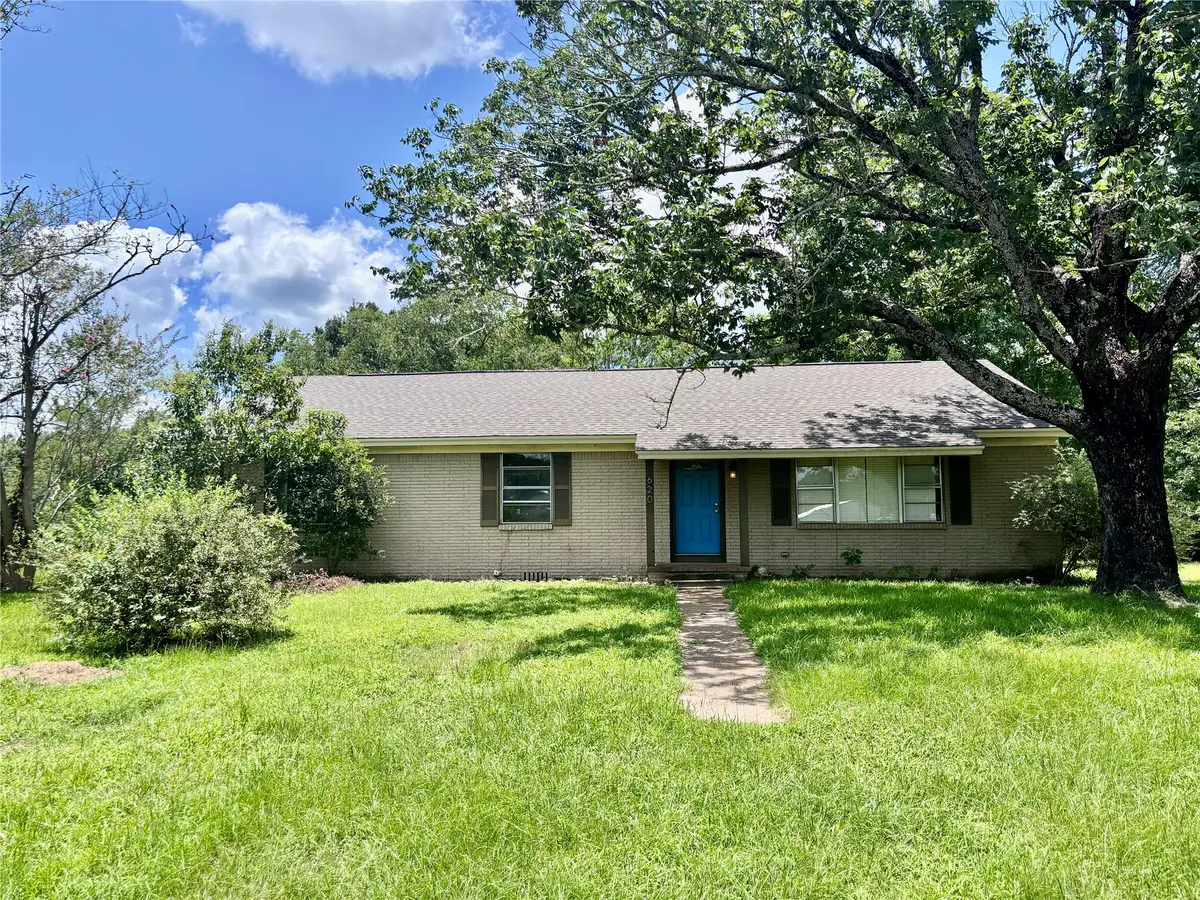 620 W Houston Street, Lovelady, TX 75851 - #1