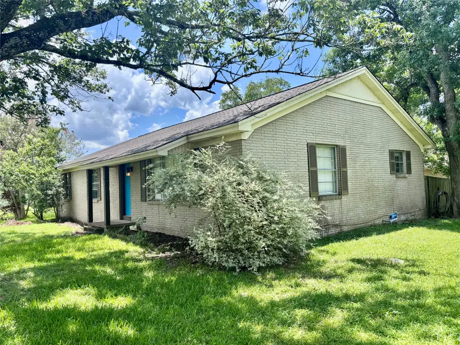 620 W Houston Street, Lovelady, TX 75851 - #2