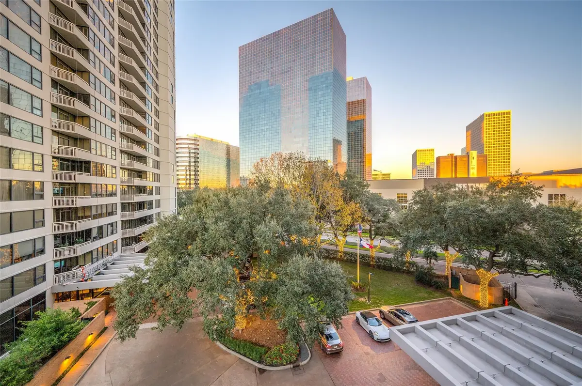 15 Greenway Plaza #5E, Houston, TX 77046 - #1