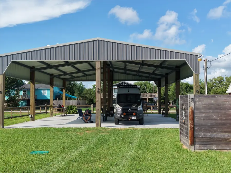 1056 Melody Lane, Crystal Beach, TX 77650 - #3