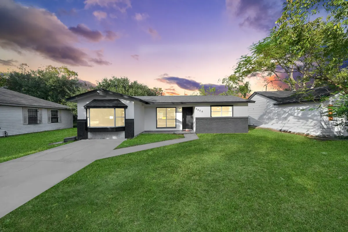 2926 Knotty Oaks Trl Trail, Houston, TX 77045 - Image #1