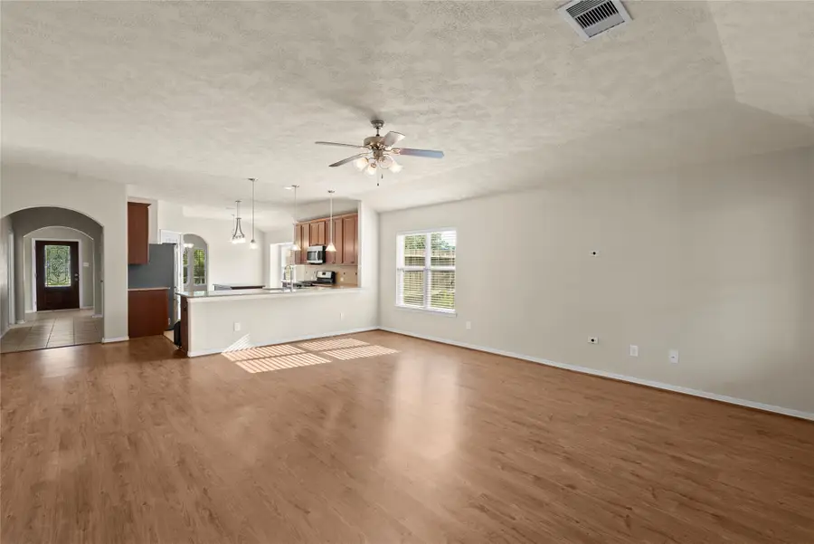 10015 Lynnwood Drive, Baytown, TX 77521 - #2