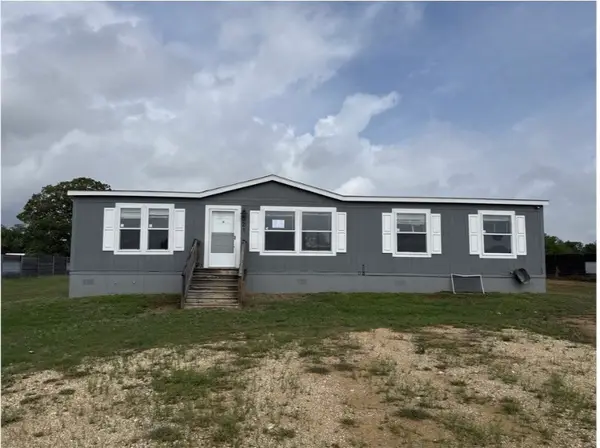 221 Casen Street, Dale, TX 78616