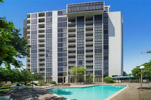 1111 Bering Drive #202, Houston, TX 77057