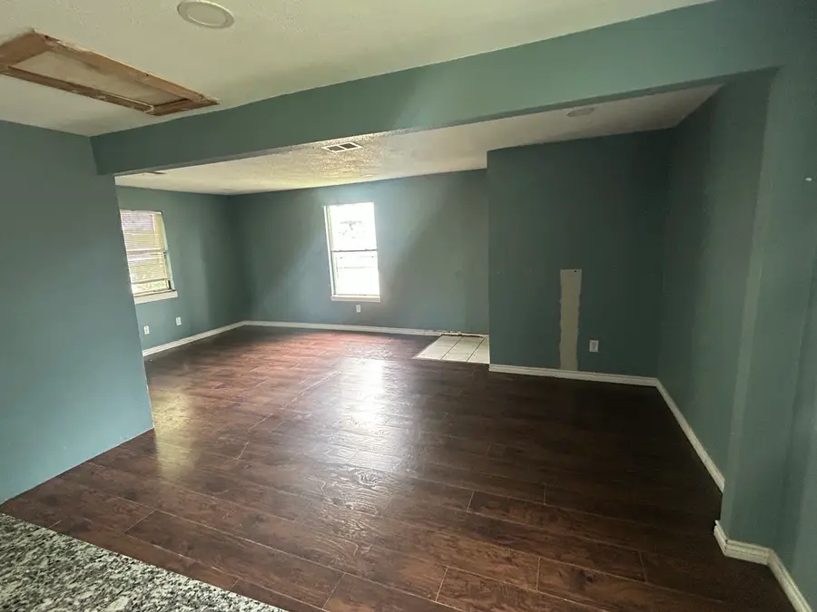 312 10th St N, Texas City, TX 77590 - #2