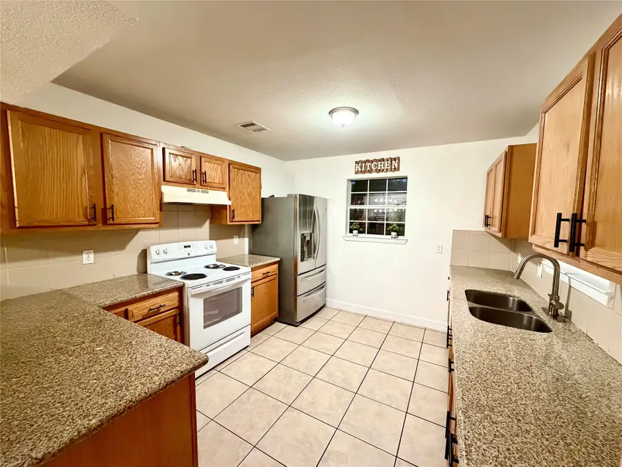 6634 Tuskegee St Street, Houston, TX 77091 - Image #3