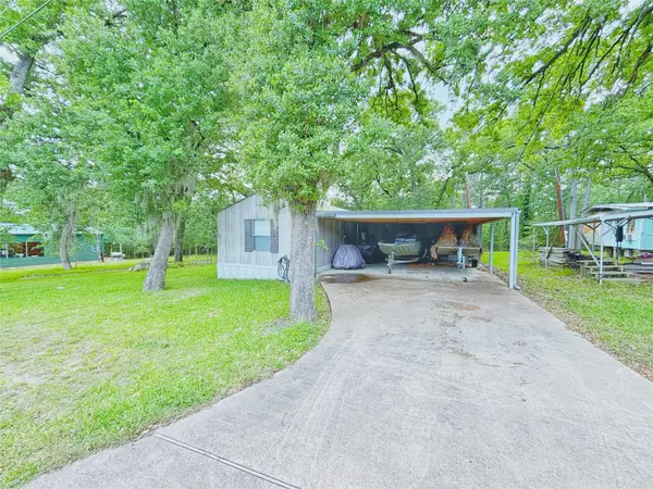 8 River Drive, Trinity, TX 75862
