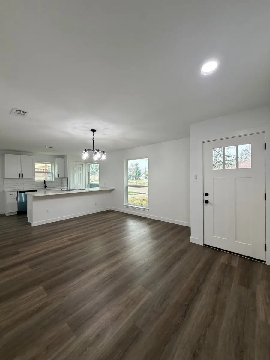 9806 Early Spring Drive, Houston, TX 77064 - Image #2