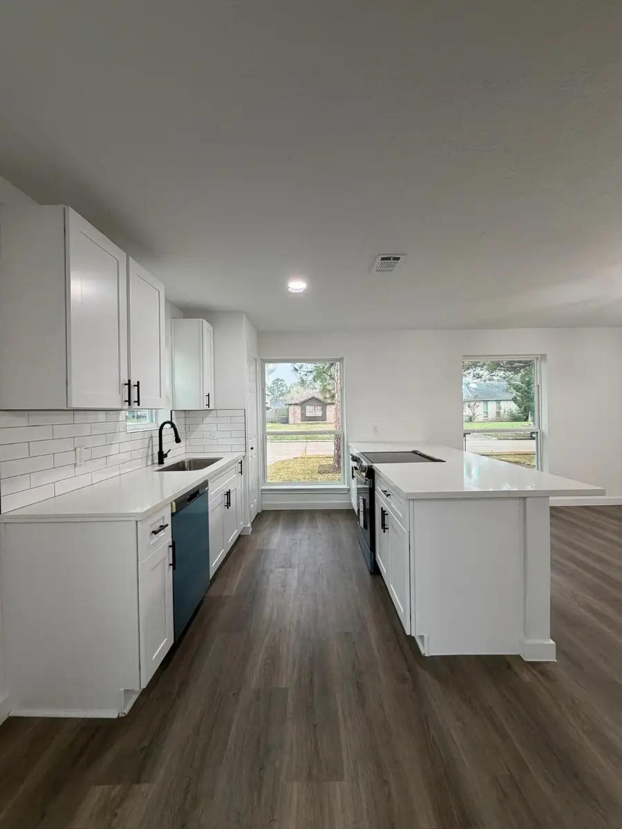 9806 Early Spring Drive, Houston, TX 77064 - Image #3