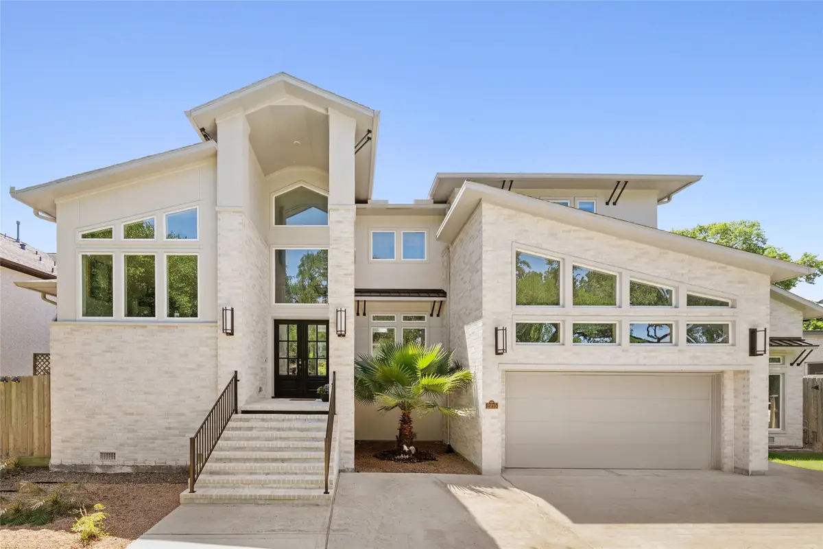 2215 Macarthur Street, Houston, TX 77030 - #1