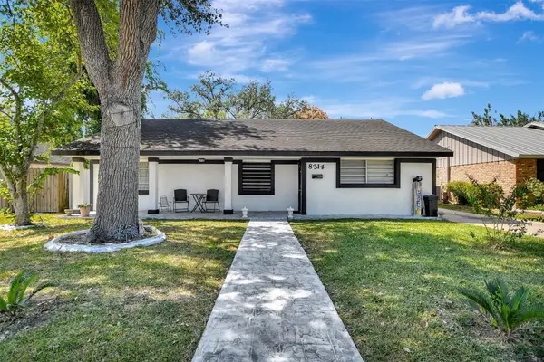 8314 Albacore Drive, Houston, TX 77074