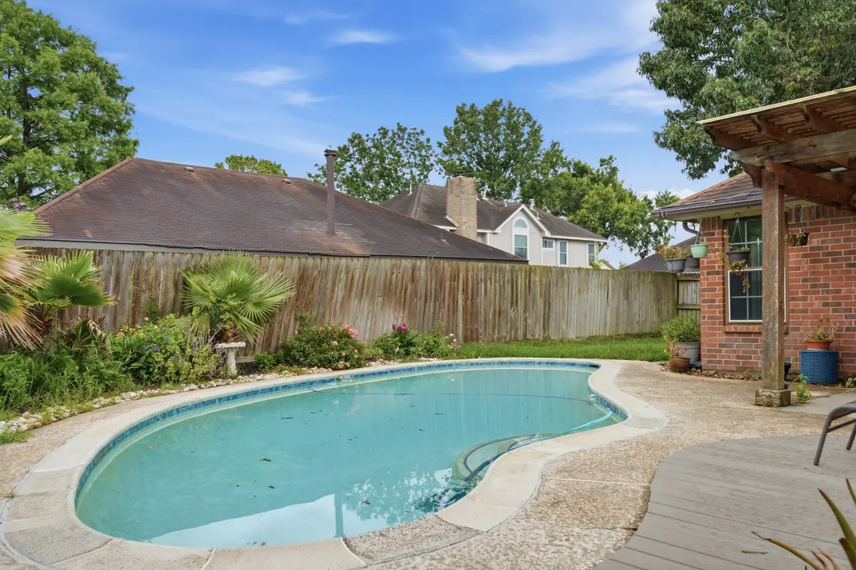 2004 Landing Boulevard, League City, TX 77573 - #1