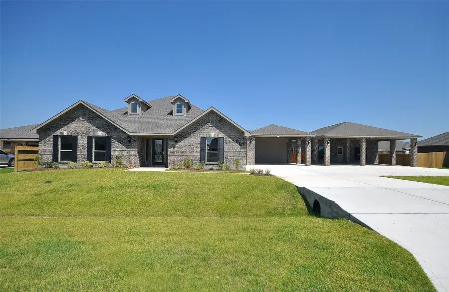 2114 Amistaqd Road, Texas City League City, TX 77539 - Image #2