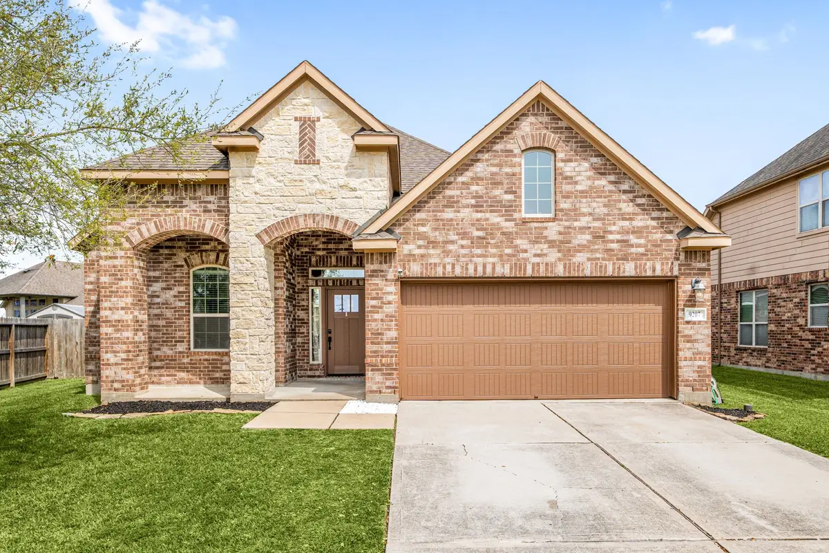 9207 Gilbert Hollow Drive, Rosenberg, TX 77469 - #1